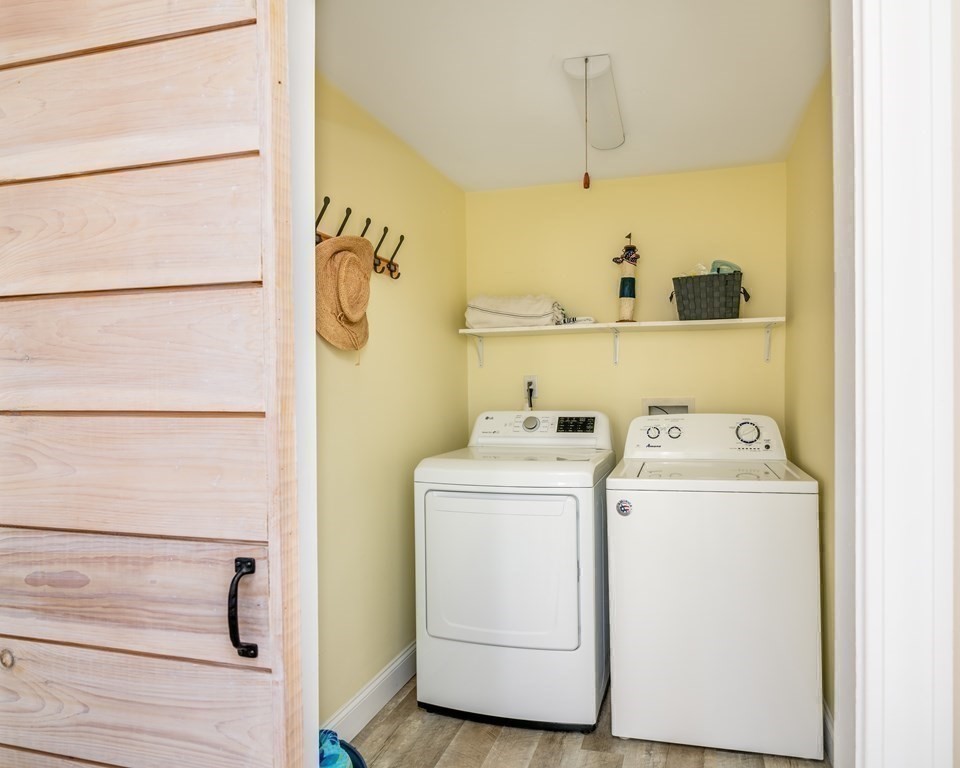 76 E Street Hull, MA 02045 - Photo 32 of 40