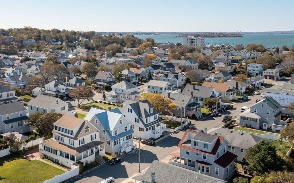 76 E Street Hull, MA 02045 - Photo 7 of 40