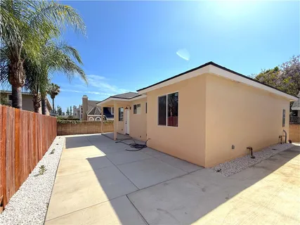 $3,200 | 408 Almond Avenue, Unit 1, Monrovia, CA 91016