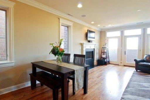 1047 West Monroe Street, Unit 4 Chicago, IL 60607 - Photo 4 of 15 Gallery Image 4