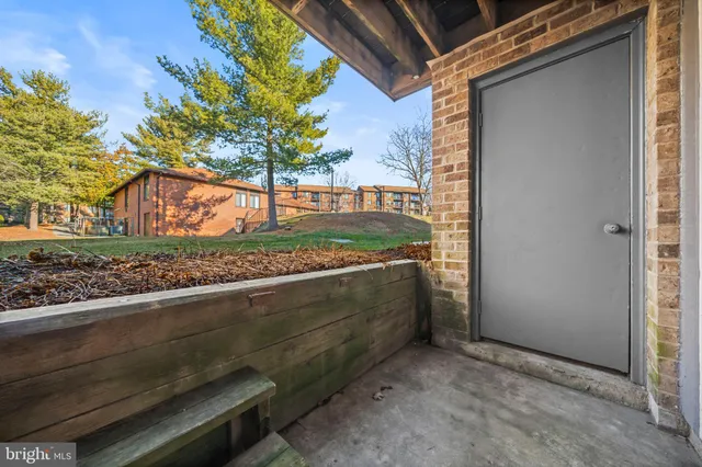 $220,000 | 26001 Brigadier Place, Unit B, Damascus, MD 20872