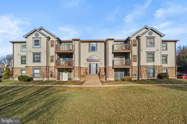 $220,000 | 26001 Brigadier Place, Unit B, Damascus, MD 20872