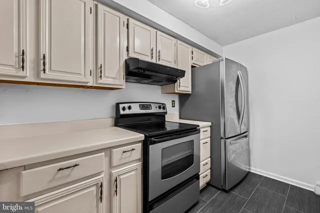 $220,000 | 26001 Brigadier Place, Unit B, Damascus, MD 20872