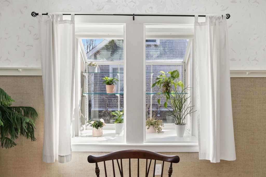 58 Chase Street Barnstable, MA 02601 - Photo 12 of 37