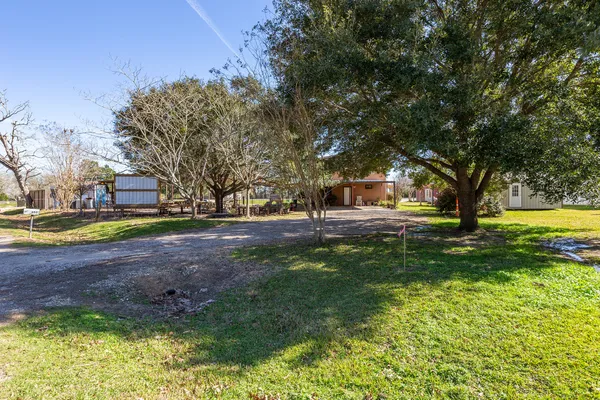 $308,416 | 688 County Road 2097, Liberty, TX 77575
