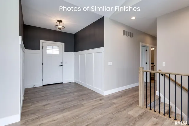 $610,307 | 11 Viola Drive, Le Claire, IA 52753