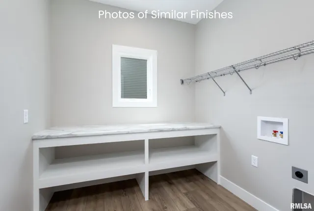 $610,307 | 11 Viola Drive, Le Claire, IA 52753