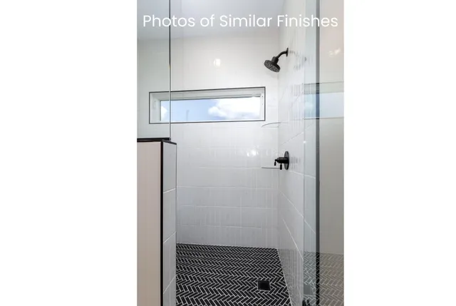 $610,307 | 11 Viola Drive, Le Claire, IA 52753