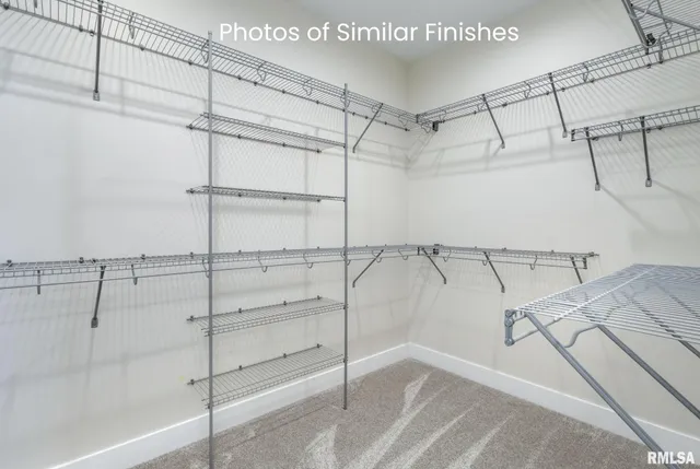 $610,307 | 11 Viola Drive, Le Claire, IA 52753