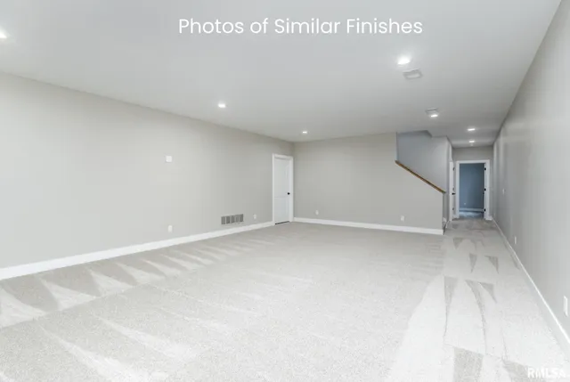 $610,307 | 11 Viola Drive, Le Claire, IA 52753