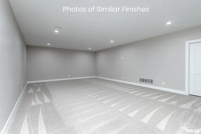 $610,307 | 11 Viola Drive, Le Claire, IA 52753