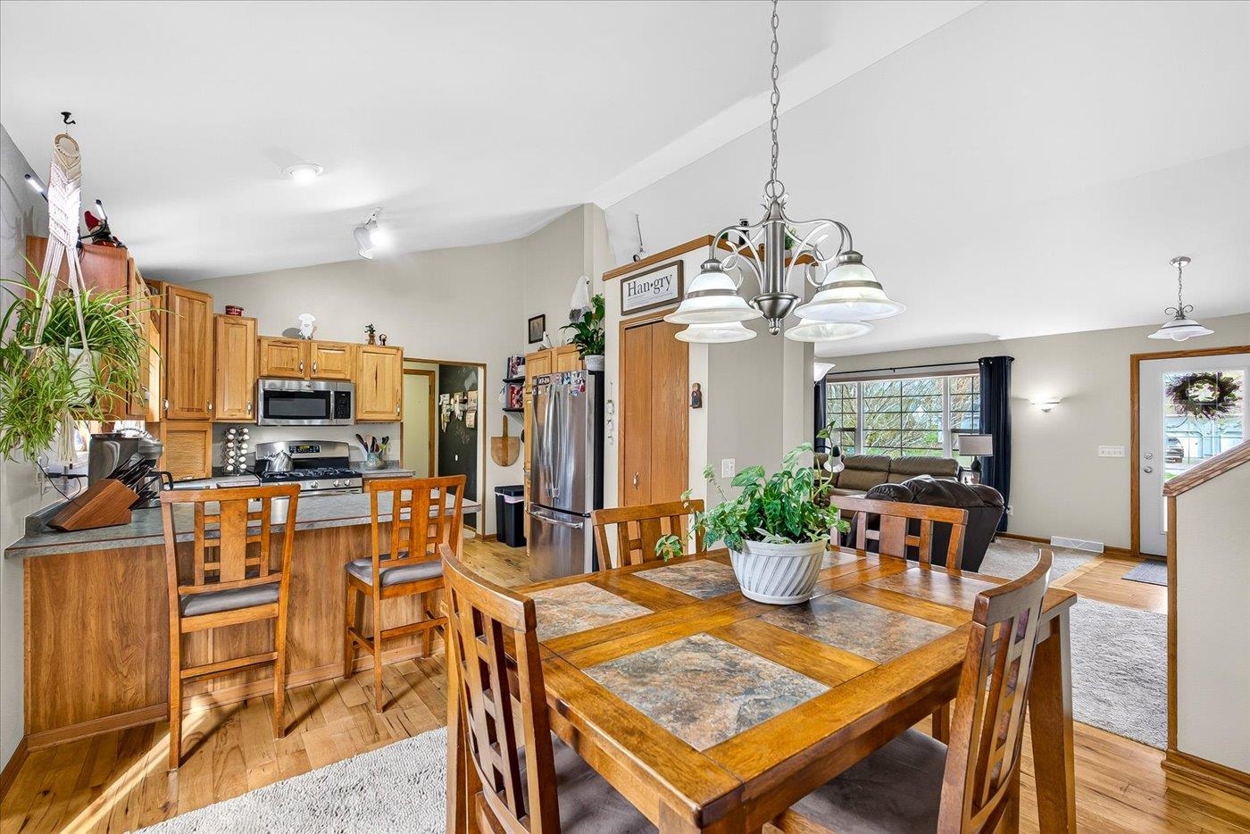268 Meadow Lane Poynette, WI 53955 - Photo 10 of 57
