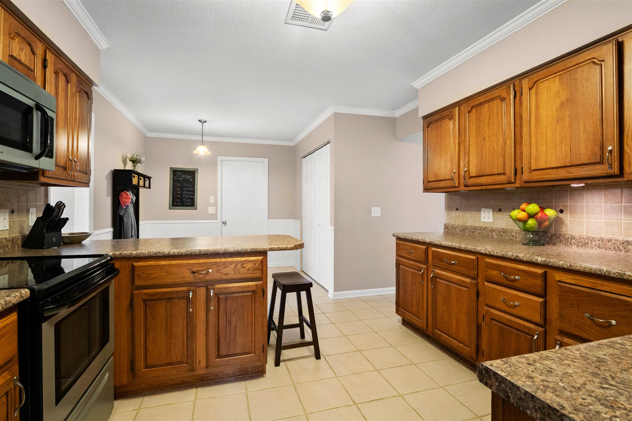 4813 Raleigh Court Fort Wayne, IN 46835 - Photo 14 of 36 Gallery Image 14