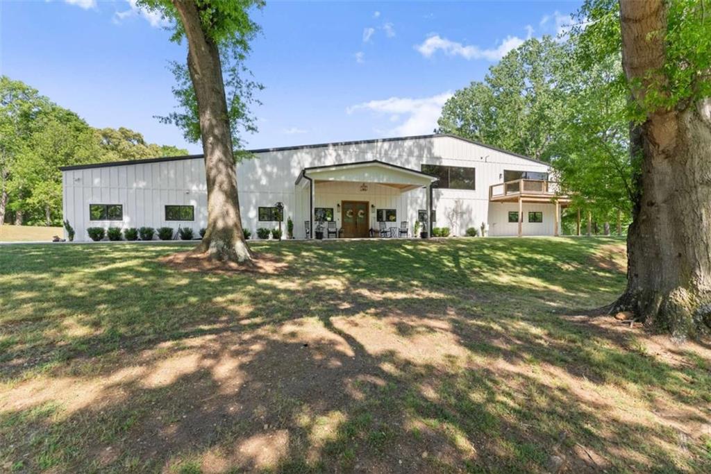 951 Canter Way Jefferson, GA 30549 - Photo 3 of 86