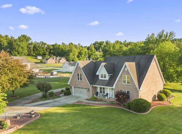 $449,900 | 294 Greenbriar Drive, Grayson, KY 41143
