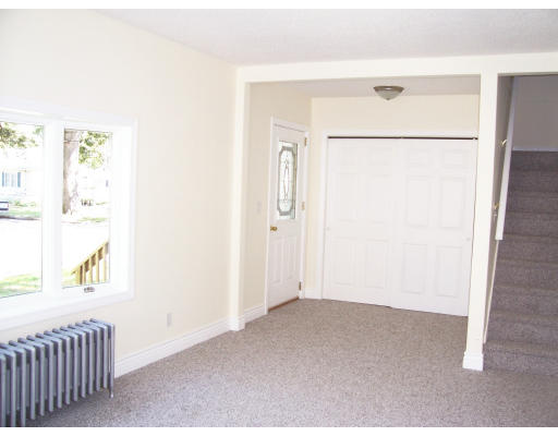5-2 Gladstone Street Springfield, MA 01109 - Photo 4 of 16
