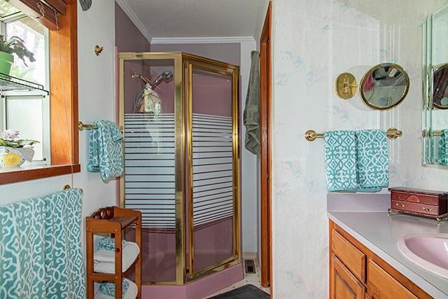 6666 Tunnel Loop Road Grants Pass, OR 97526 - Photo 10 of 26 Additional Photo