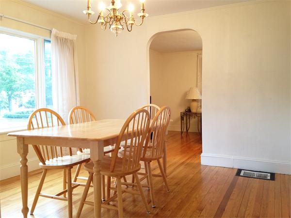 43 Harris Road Newton, MA 02465 - Photo 3 of 10