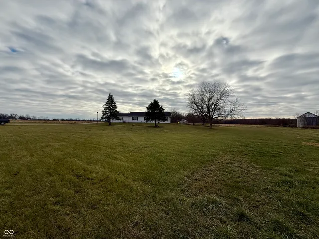 $2,400 | 2717 West 186th Street, Westfield, IN 46074