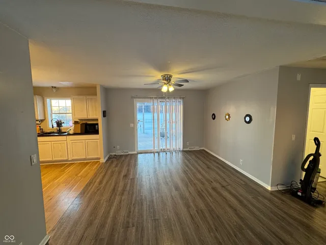 $2,400 | 2717 West 186th Street, Westfield, IN 46074