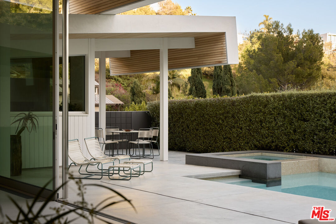 1549 Rising Glen Road Los Angeles, CA 90069 - Photo 7 of 24 a view of outdoor space yard and patio