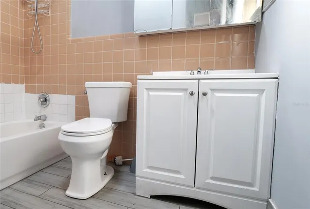 $2,350 | 2506 Rose Avenue, Bradenton, FL 34207