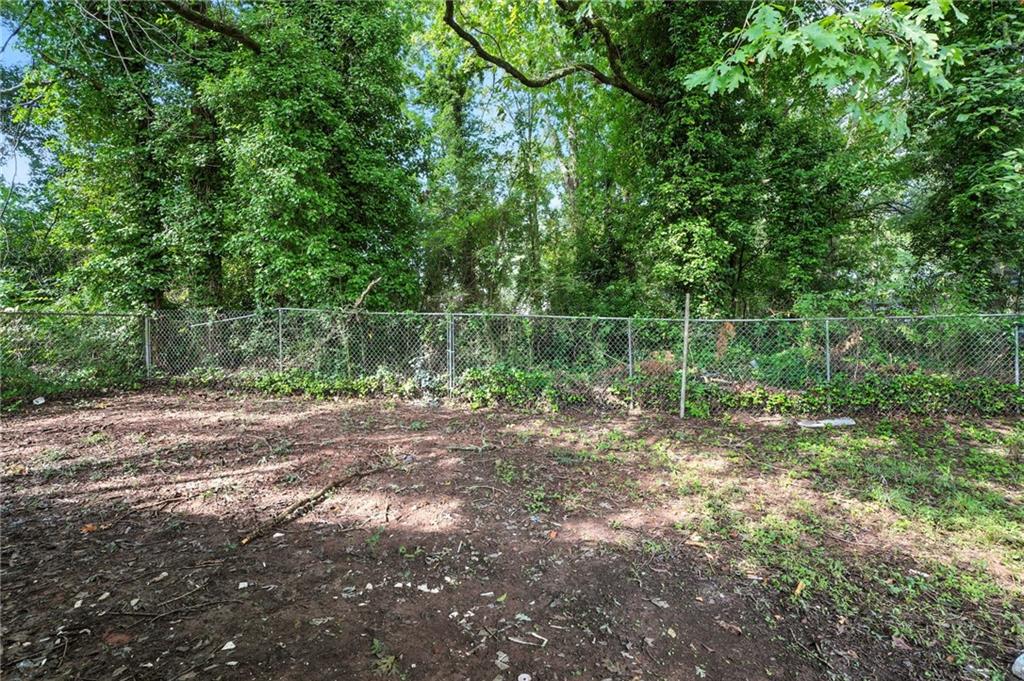 1527 Langston Avenue Southwest, Unit B Atlanta, GA 30310 - Photo 14 of 15