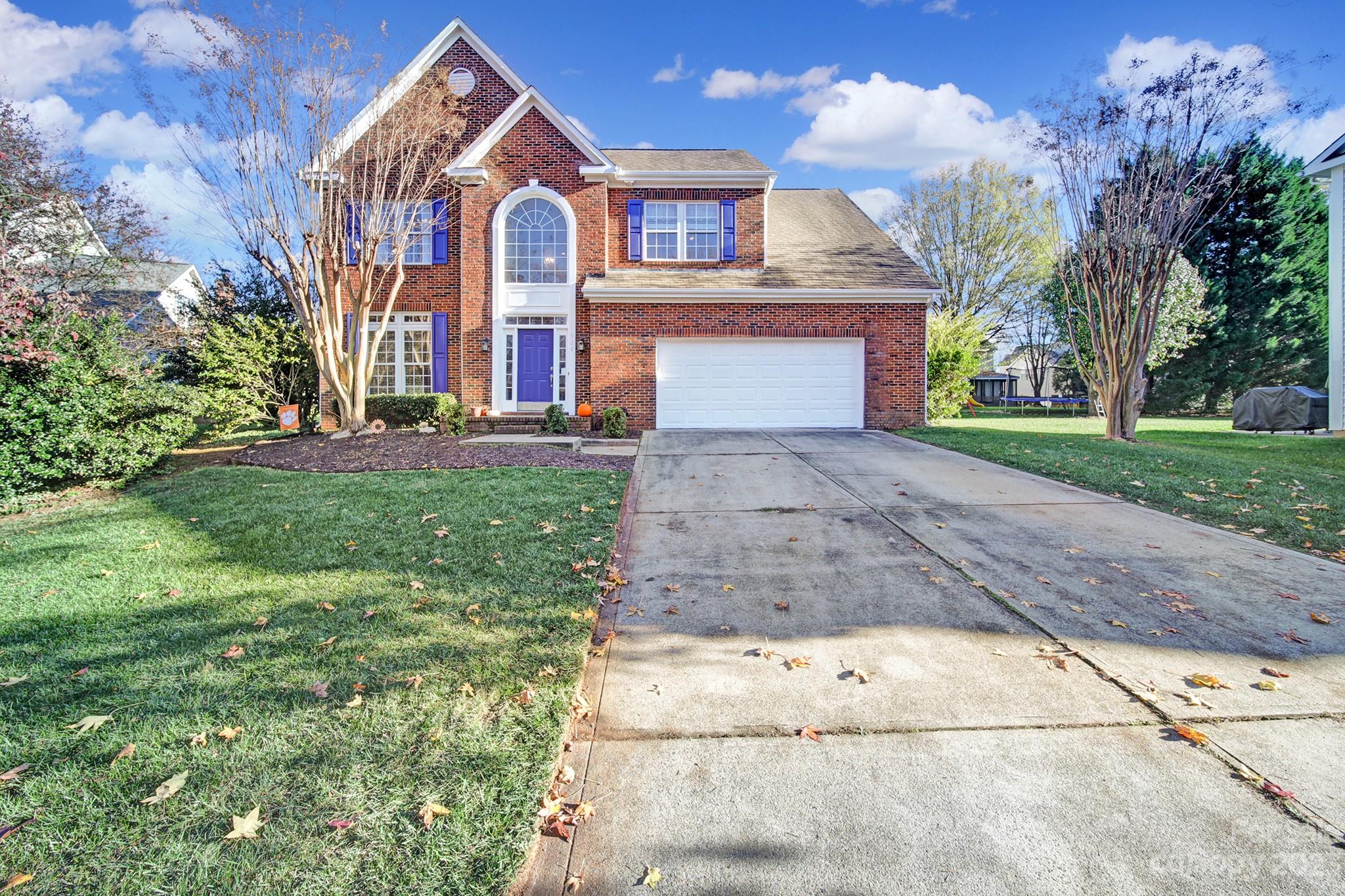 524 Whitehead Court Fort Mill, SC 29708 - Photo 44 of 45 a front view of a house with garden