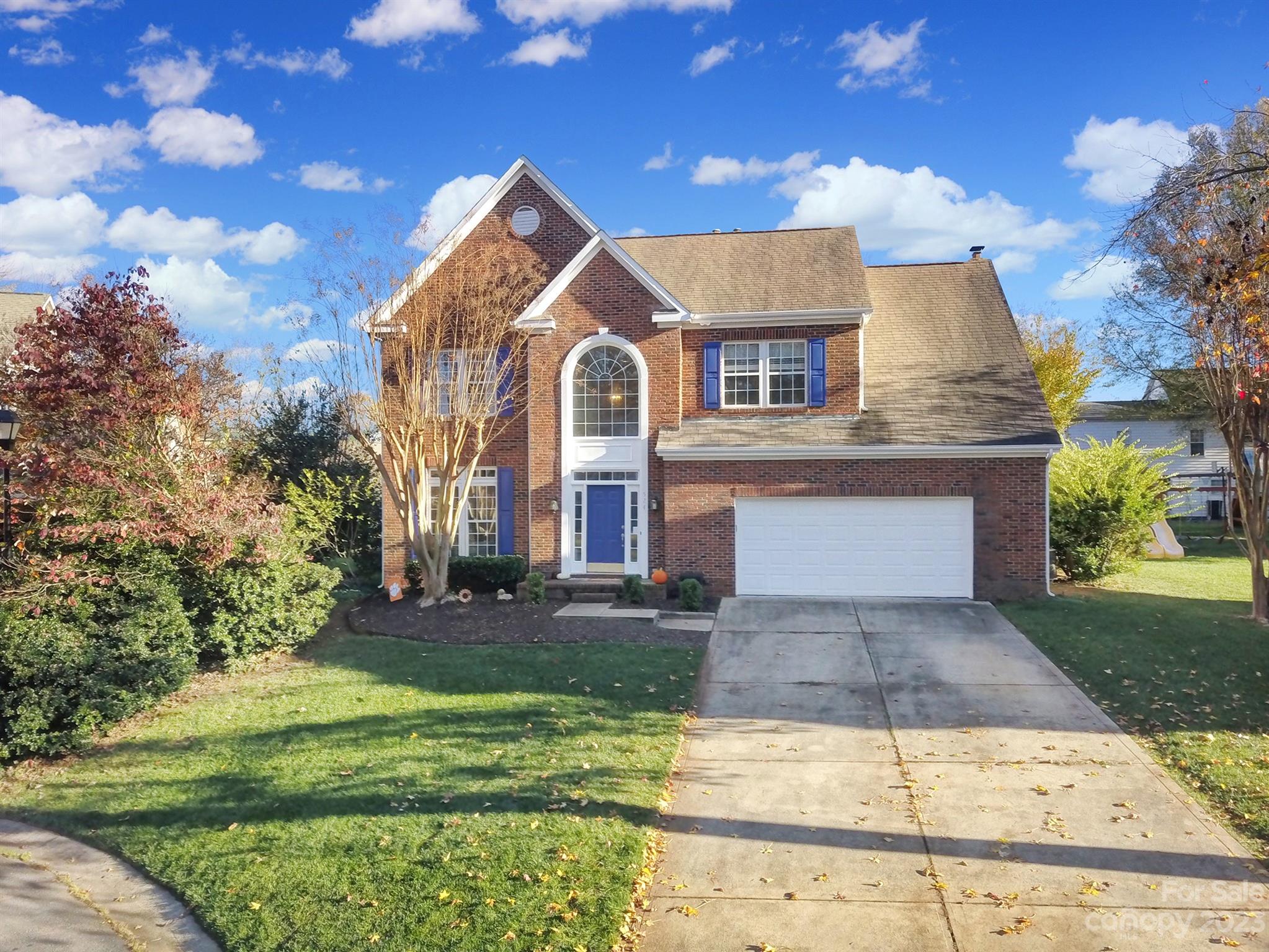 524 Whitehead Court Fort Mill, SC 29708 - Photo 45 of 45 a front view of house with yard
