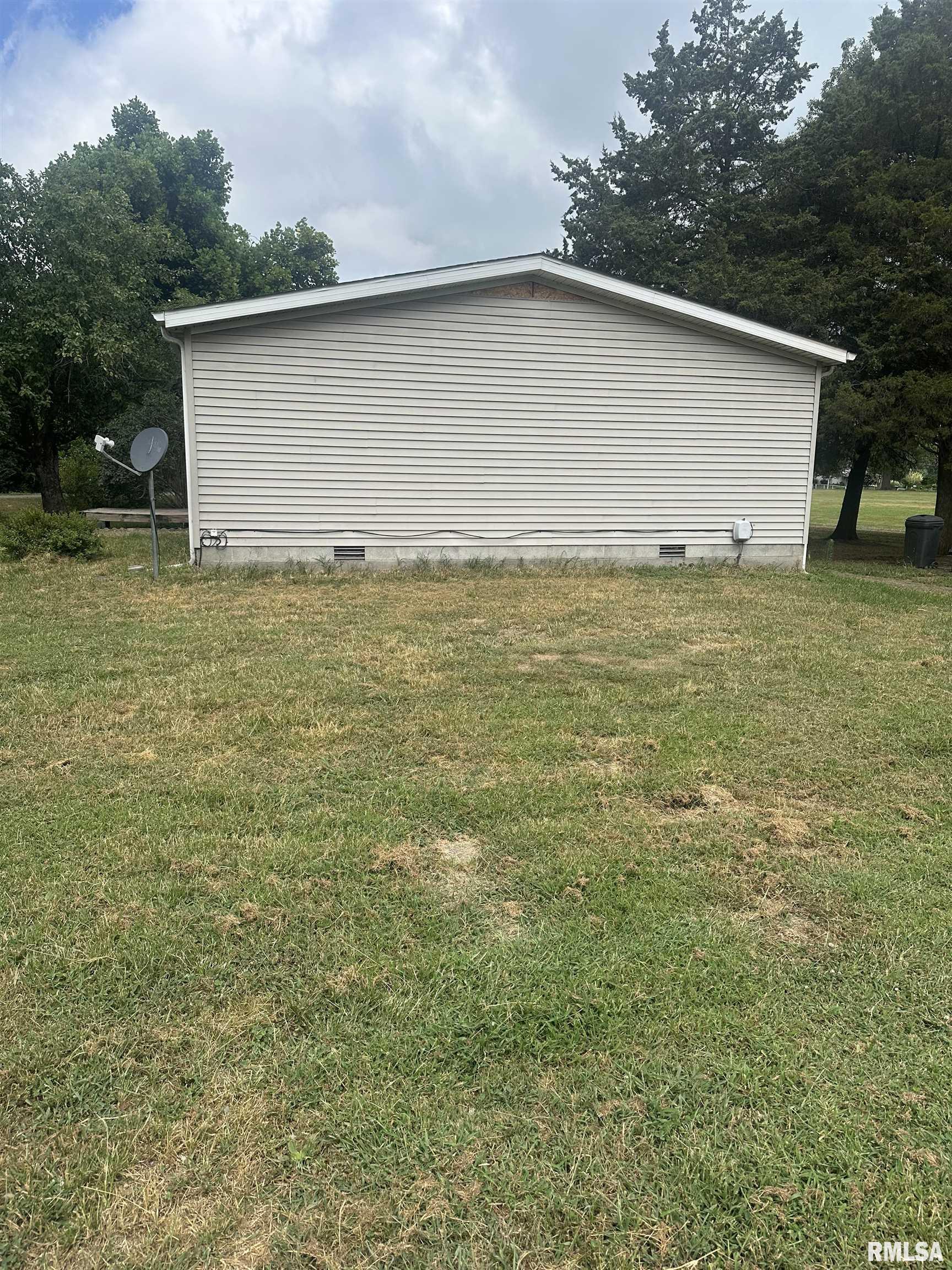 3906 Alyssum Road Pinckneyville, IL 62274 - Photo 4 of 20 Gallery Image 4