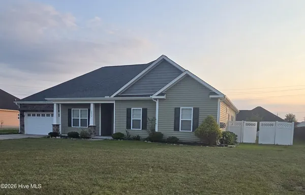 $387,500 | 2850 Connet Street, Winterville, NC 28590