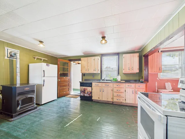 $94,900 | 13 Wilder Street, Washburn, ME 04786