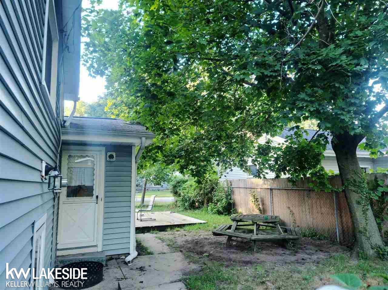 3252 Mt Vernon Road Port Huron, MI 48060 - Photo 23 of 24 50054455-22.JPG