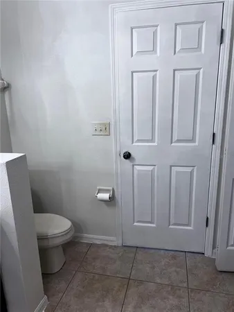 $2,500 | 3459 Parkridge Circle, Unit 103, Sarasota, FL 34243