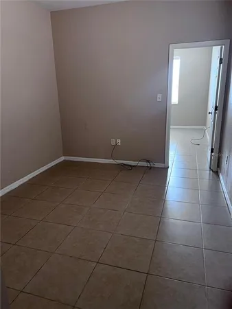 $2,500 | 3459 Parkridge Circle, Unit 103, Sarasota, FL 34243