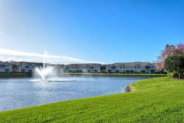 $2,500 | 3459 Parkridge Circle, Unit 103, Sarasota, FL 34243