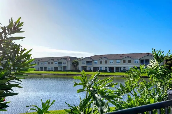 $2,500 | 3459 Parkridge Circle, Unit 103, Sarasota, FL 34243