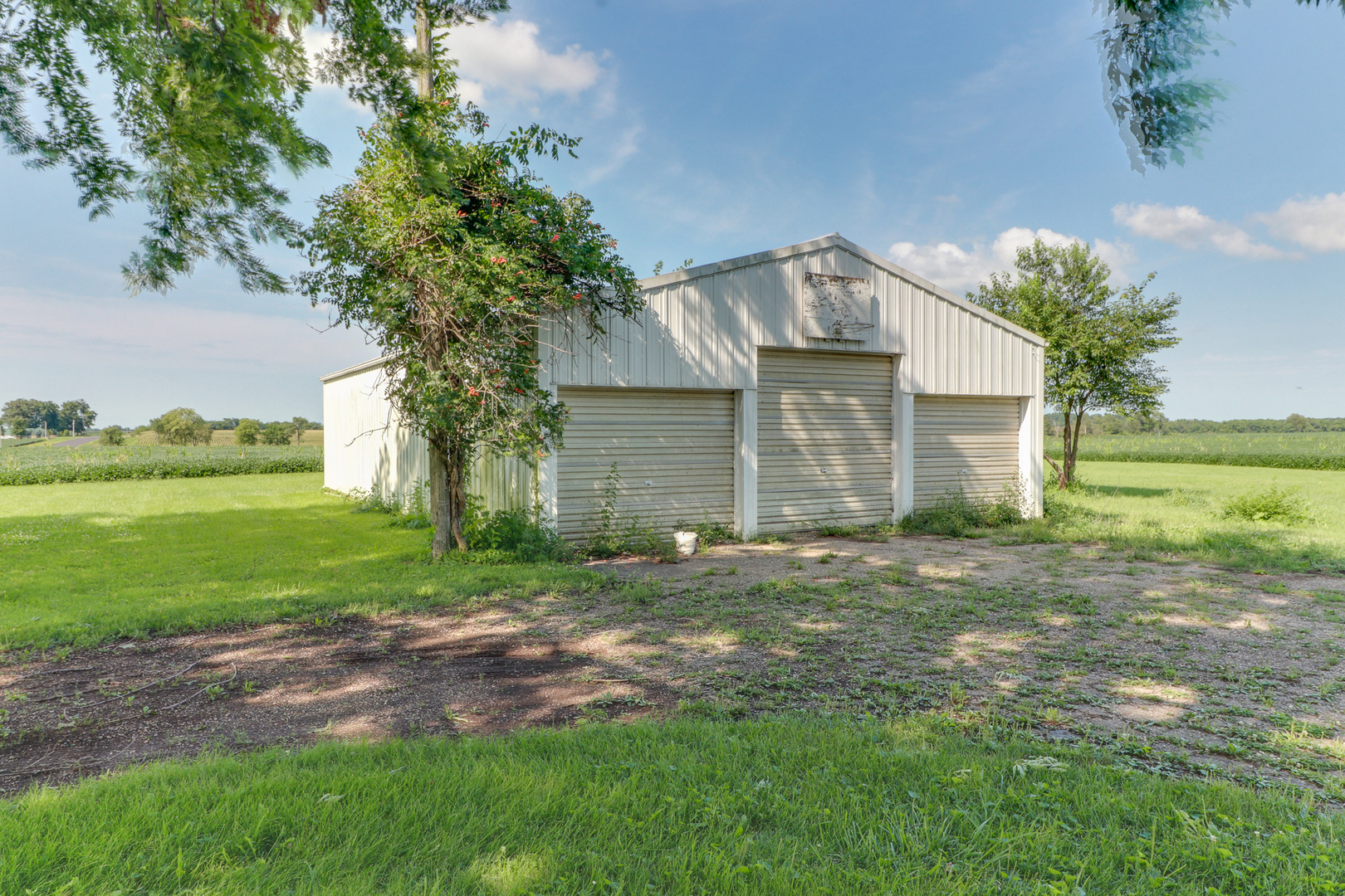 6210 Springfield Road Delavan, IL 61734 - Photo 32 of 37