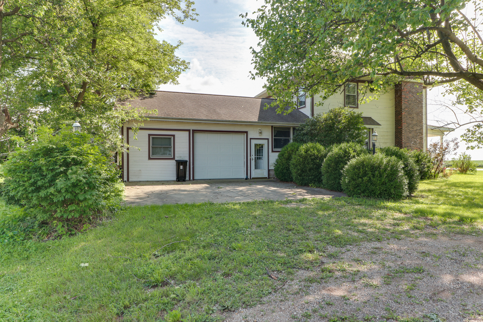 6210 Springfield Road Delavan, IL 61734 - Photo 33 of 37