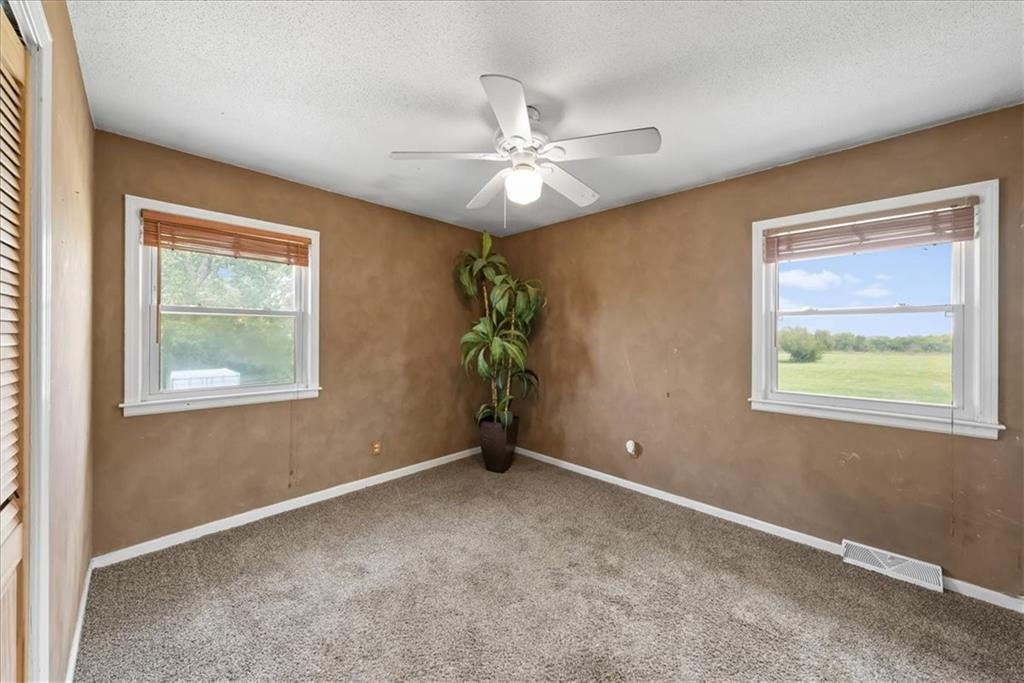 22014 West 223rd Street Spring Hill, KS 66083 - Photo 24 of 47