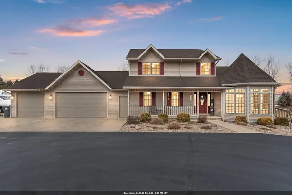 $560,000 | W688 River Bend Drive, Kaukauna, WI 54130