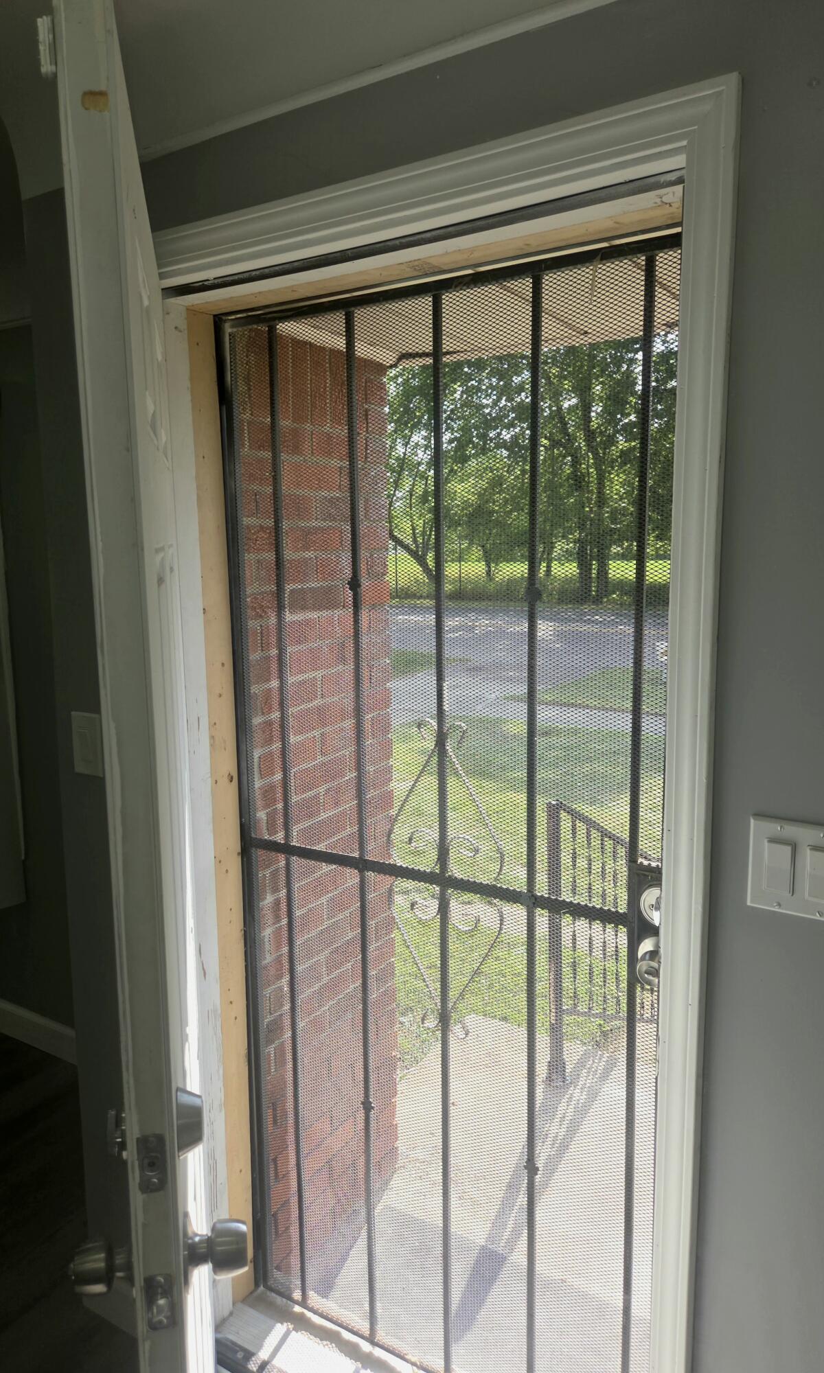 11792 Burt Road Detroit, MI 48228 - Photo 39 of 46 1000079420