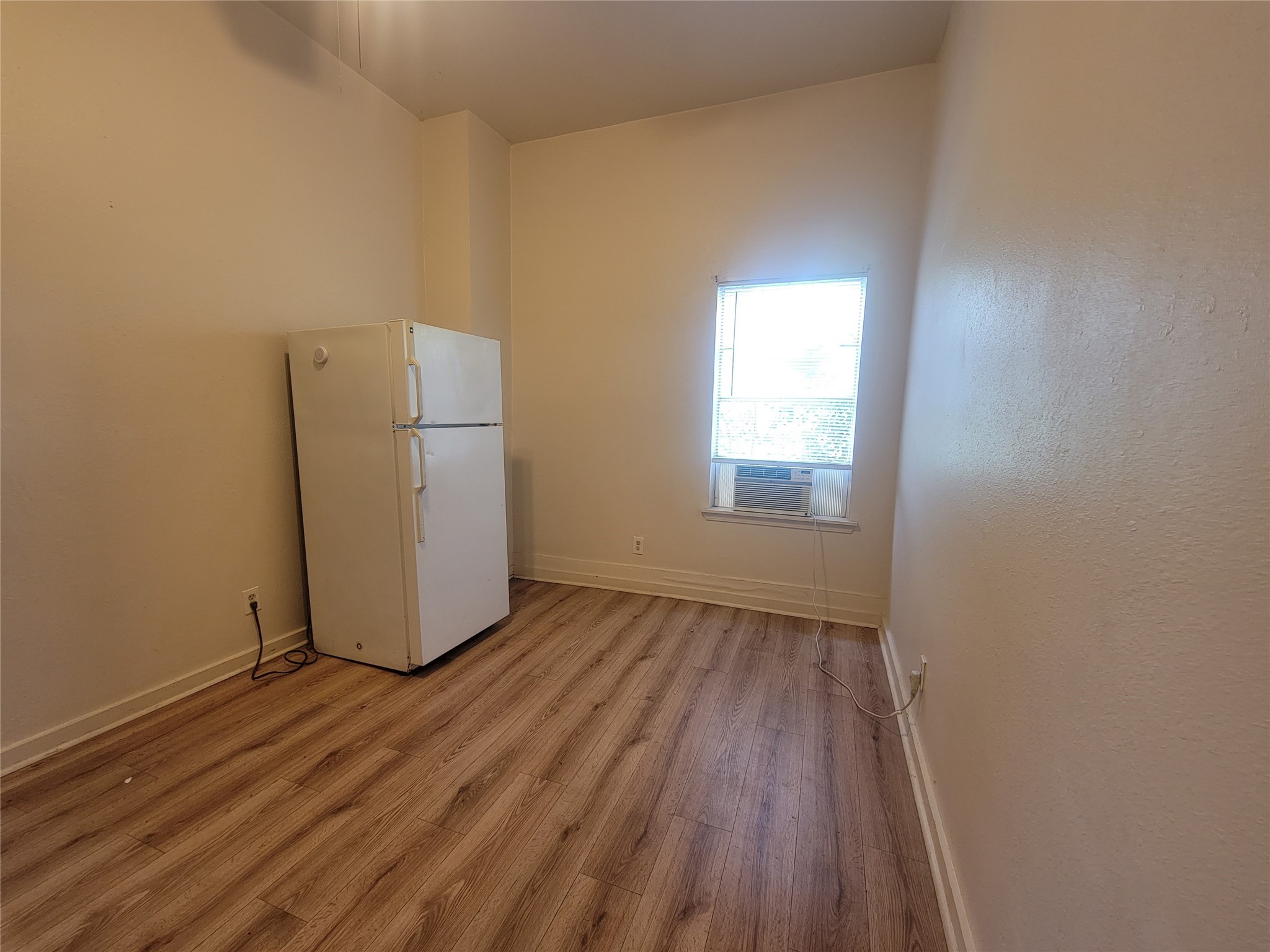 1910 Ursuline Street, Unit 3 Galveston, TX 77550 - Photo 5 of 7