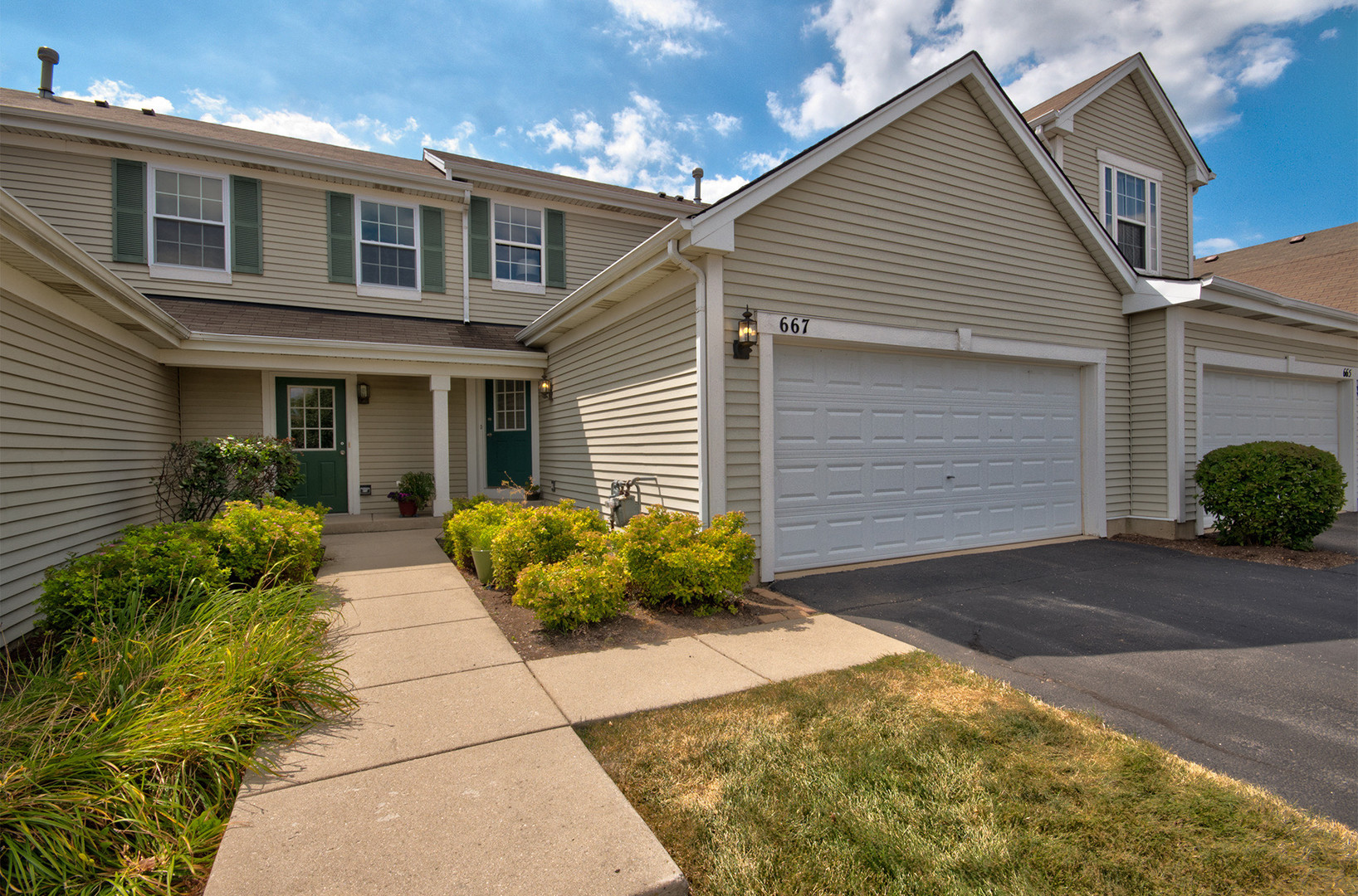 667 Chestnut Ridge, Unit 667 Minooka, IL 60447 - Photo 1 of 22