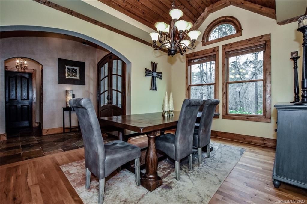 7041 Gilead Road Huntersville, NC 28078 - Photo 6 of 36 Gallery Image 6