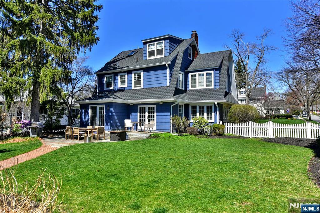 352 Fairway Road Ridgewood, NJ 07450 - Photo 24 of 33