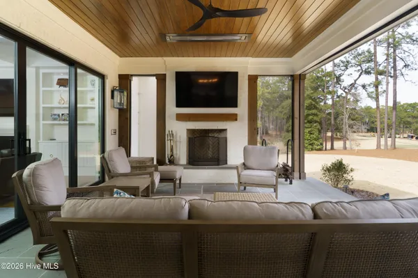 $2,850,000 | 70 Lake Dornoch Drive, Pinehurst, NC 28374