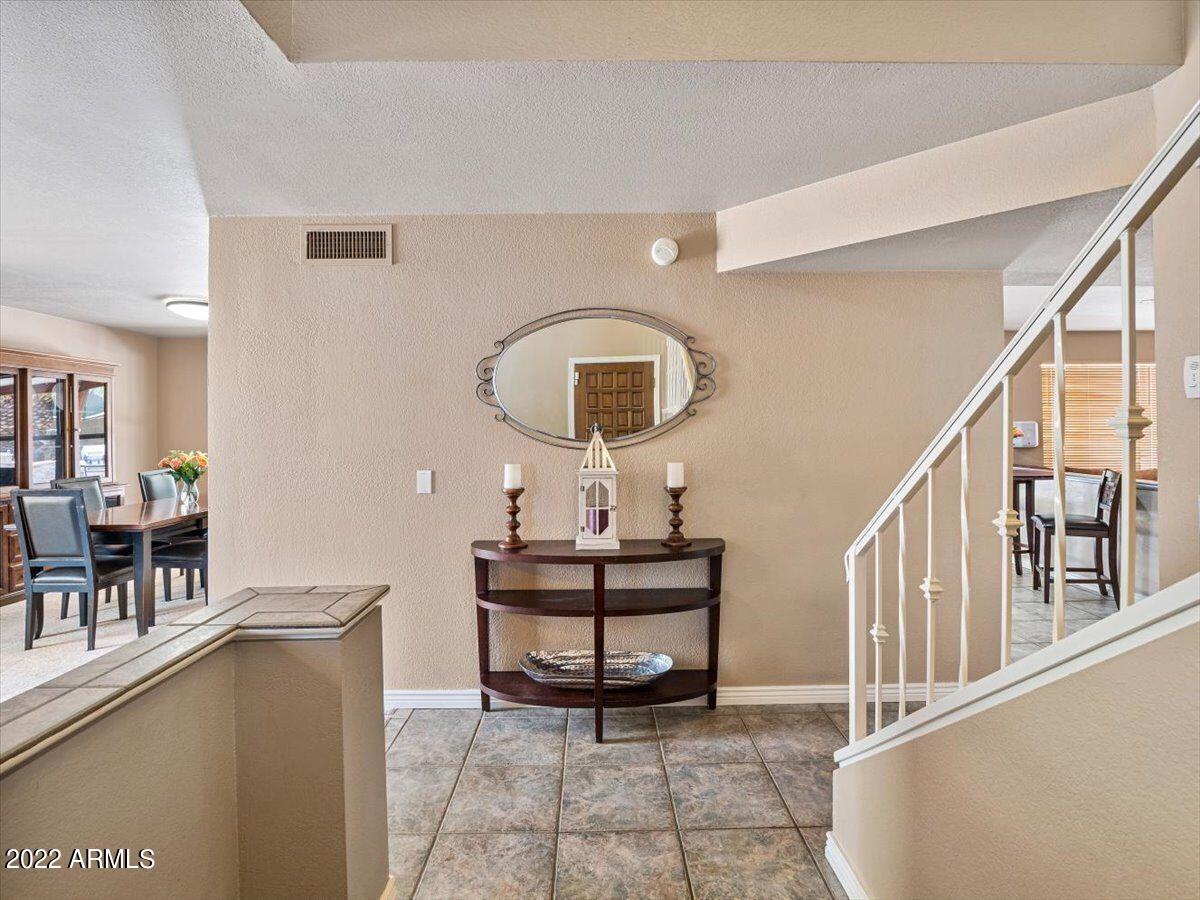 18829 North 34th Place Phoenix, AZ 85050 - Photo 11 of 25 11