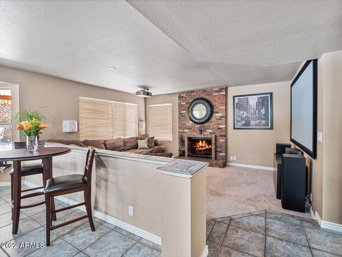 18829 North 34th Place Phoenix, AZ 85050 - Photo 14 of 25 14