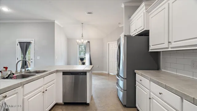 $275,000 | 640 Statesman Drive, Byram, MS 39272